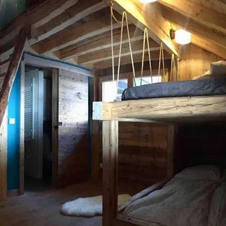 Coup De Coeur+vehicule 4*4 ; 9 Places A Dispo La Clusaz